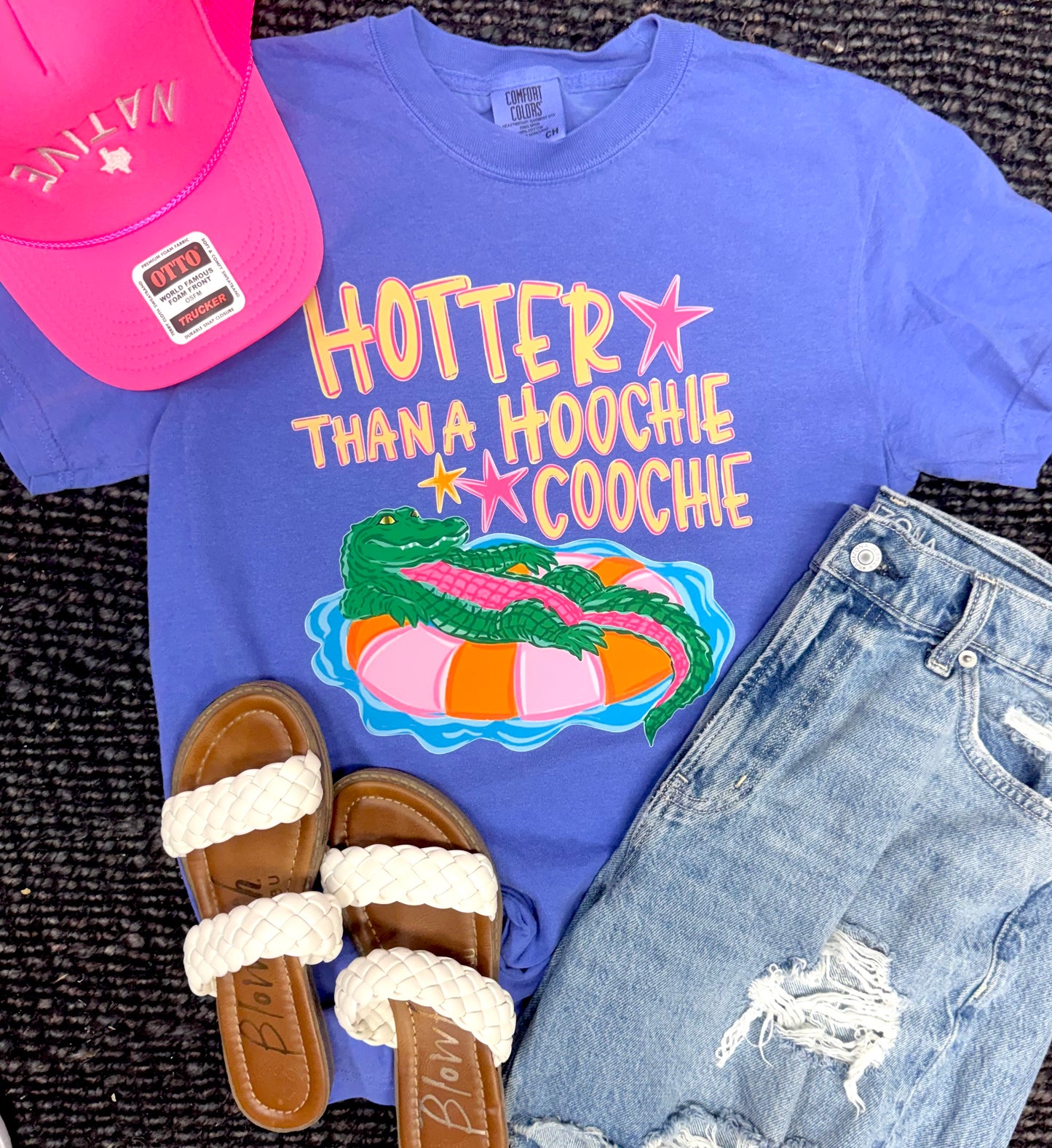 Hoochie Graphic Tee