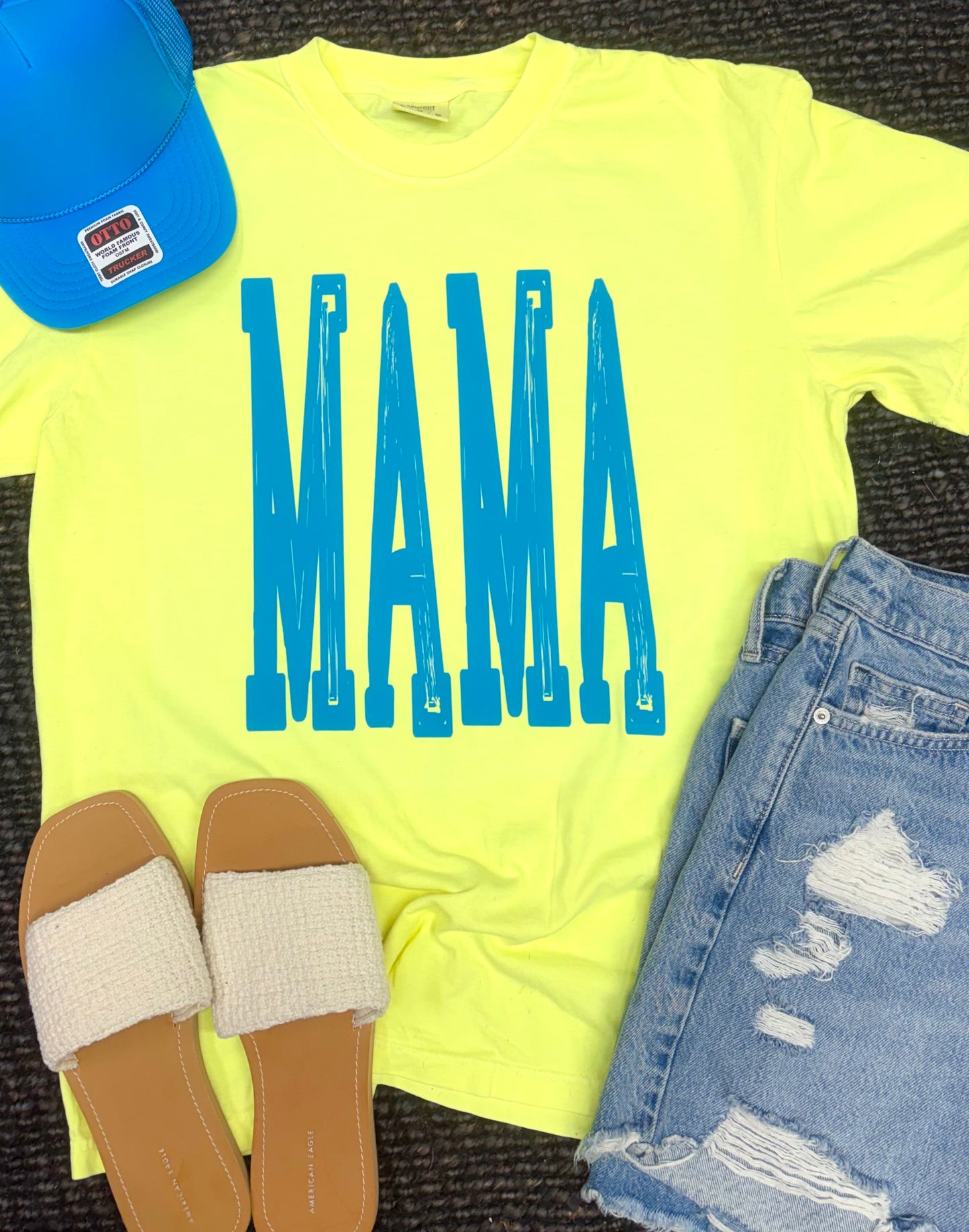 Mama bold tee